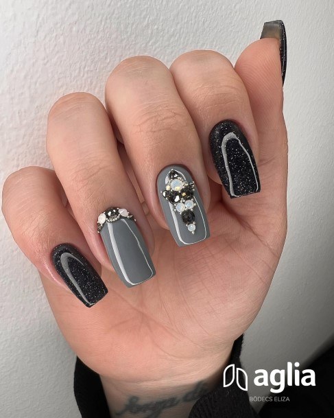 Girls Grey Nail Designs