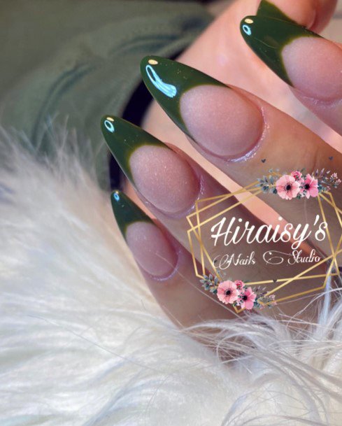 Girls Hunter Green Fingernails Designs