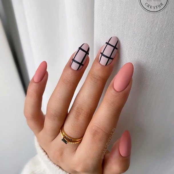 Girls Matte Fall Nail Art Ideas