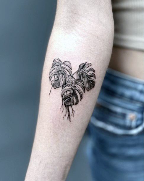 Girls Monstera Tattoo Ideas