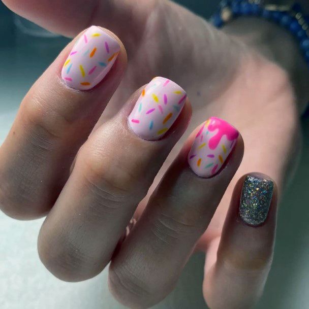 Girls Nails With Ice Cream