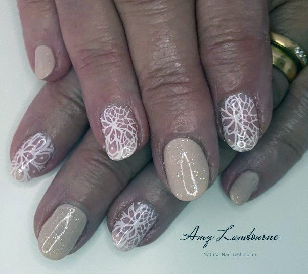 Girls Nails With Lace