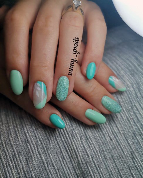 Girls Nails With Teal Turquoise Dress