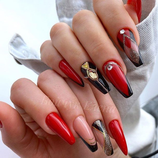 Girls Red And Black Nail Art Ideas