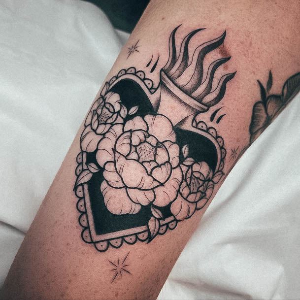 Girls Sacred Heart Tattoo Ideas