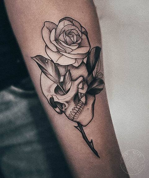 Girls Skull And Rose Tattoo Designs