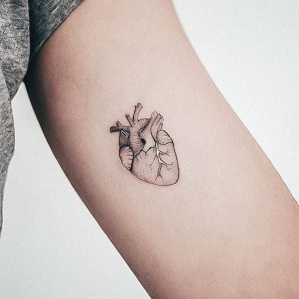 Girls Small Heart Tattoo Ideas