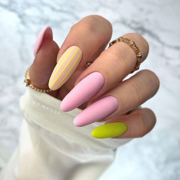 Girls Summer Matte Fingernails Designs