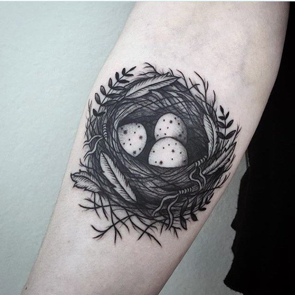 Girls Tattoos With Birds Nest