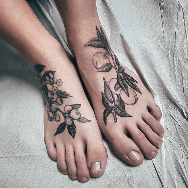 Girls Tattoos With Blueberry