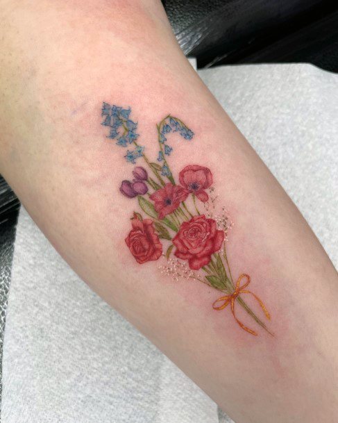 Girls Tattoos With Bouquet