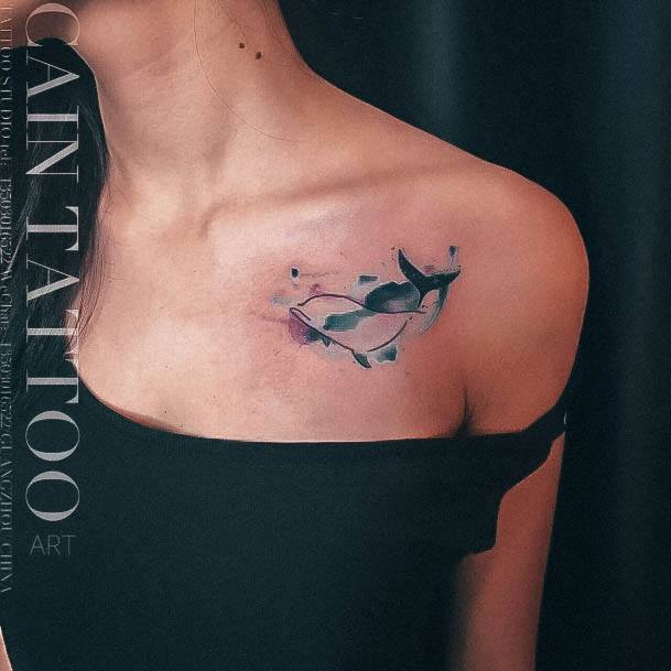 Girls Tattoos With Dolphin