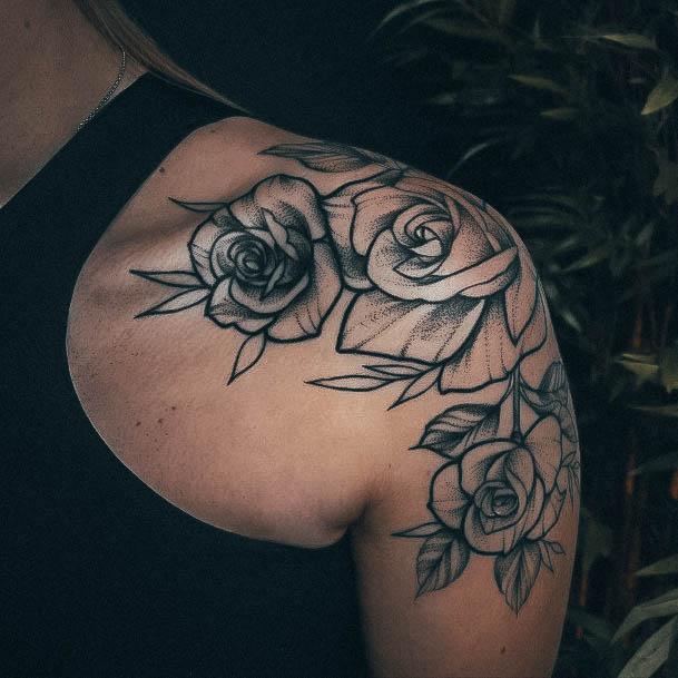 Girls Tattoos With Flower Shoulder