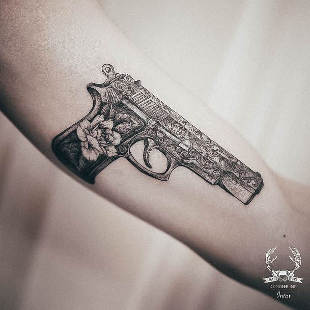 Girls Tattoos With Gun