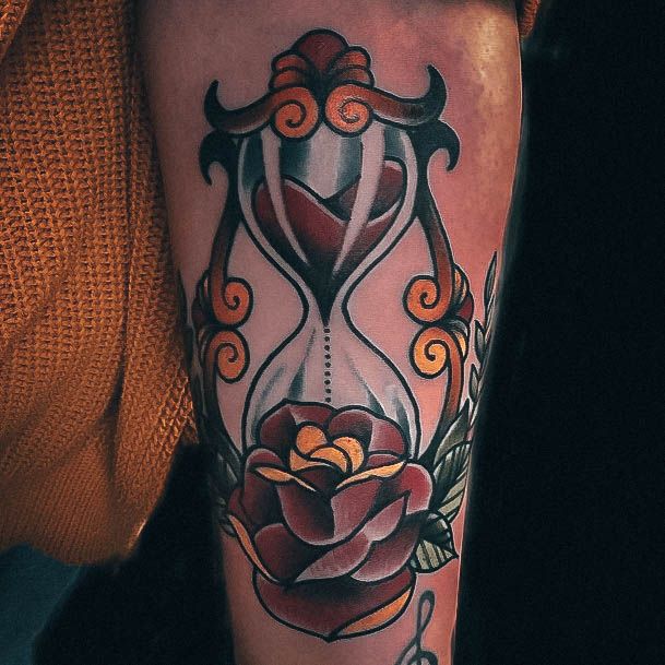 Girls Tattoos With Hourglass