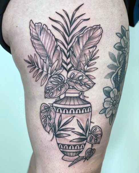 Girls Tattoos With Monstera