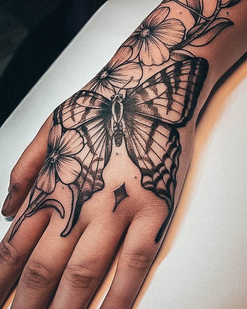 Girls Tattoos With Moth