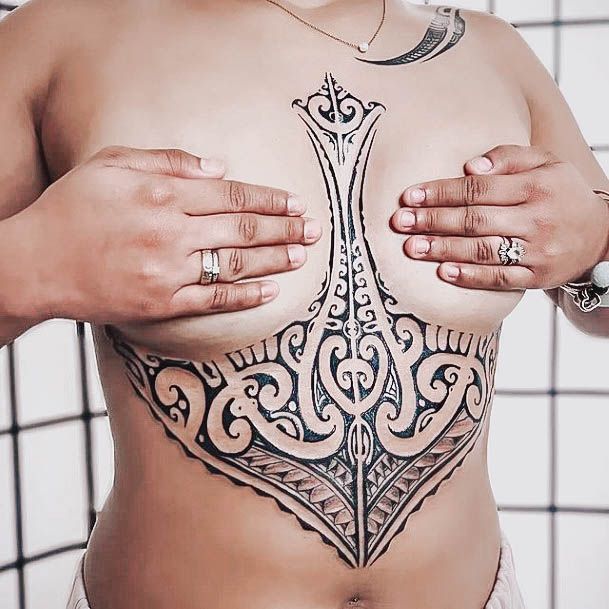 Girls Tattoos With Polynesian