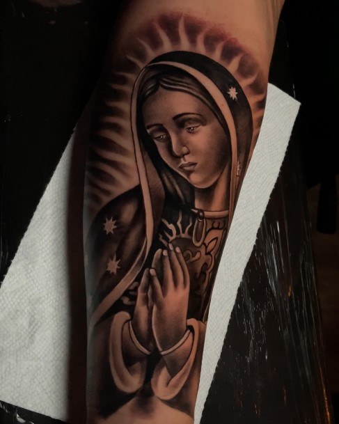 Girls Tattoos With Religious