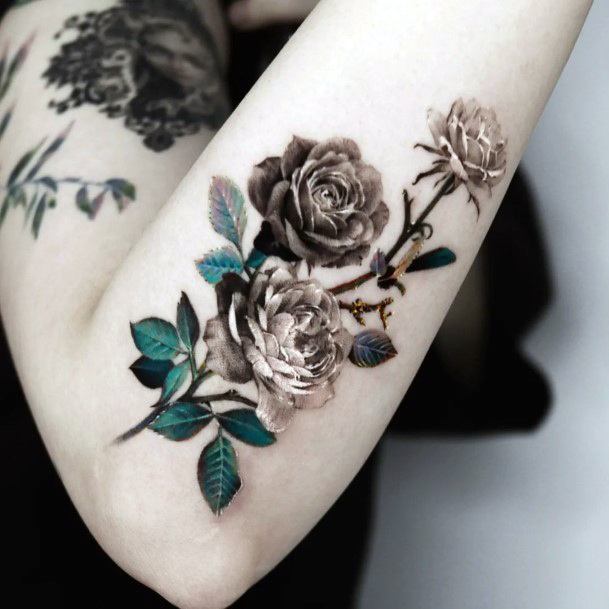 Girls Tattoos With Silver