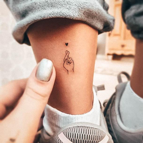 Girls Tattoos With Small Meaningful