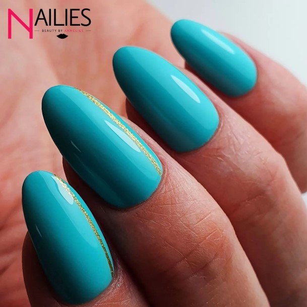 Girls Turquoise Fingernails Designs
