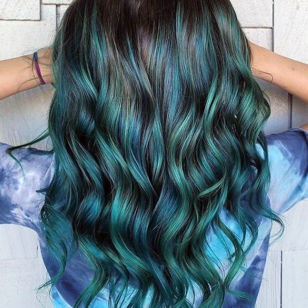 Girls Turquoise Ombre Hairstyles Looks