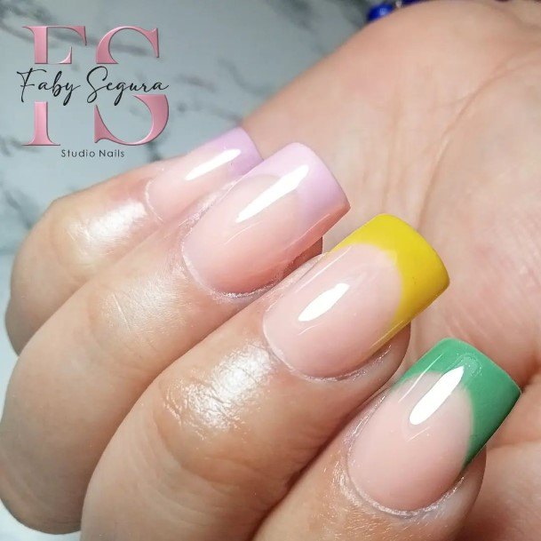 Girls Yellow Square Fingernails Designs