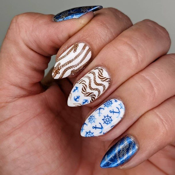 Girly Anchor Nail Ideas