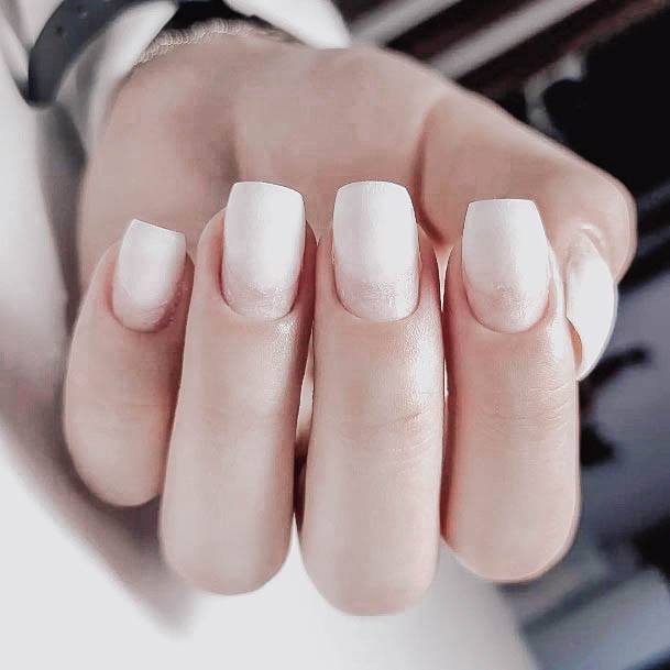 Girly Beige Nails Ideas