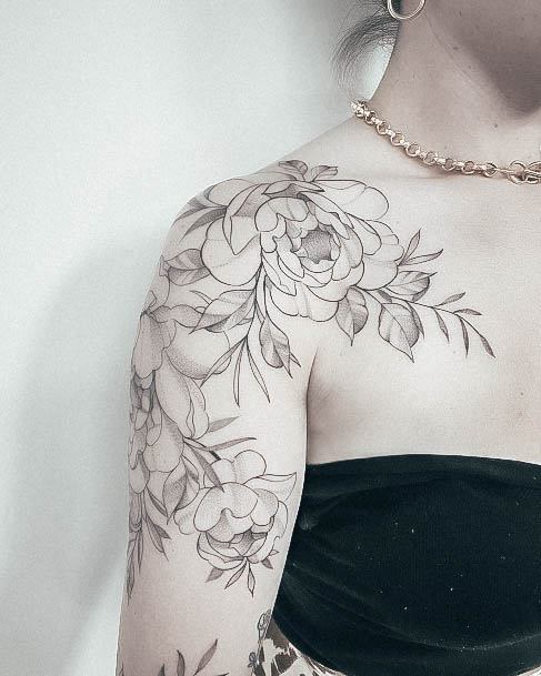 Girly Flower Shoulder Tattoo Ideas