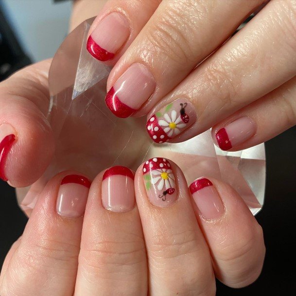 Girly Ladybug Nail Ideas