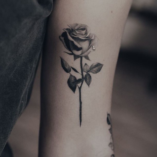 Girly Small Rose Designs For Tattoos