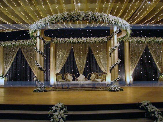 Glamourous Gold Wedding Stage Decorations