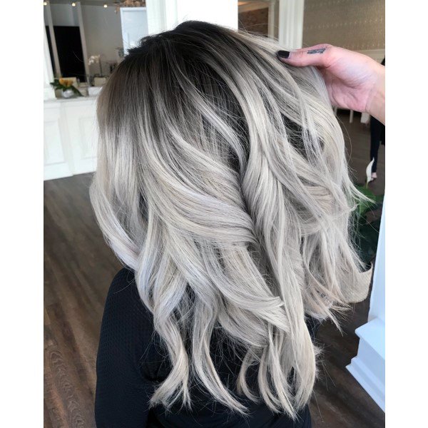 Glamourous Womens Snow Colored Balayage Perfect To Draw Any Eye