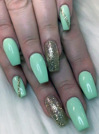 Gleaming Gold And Pista Green Nails