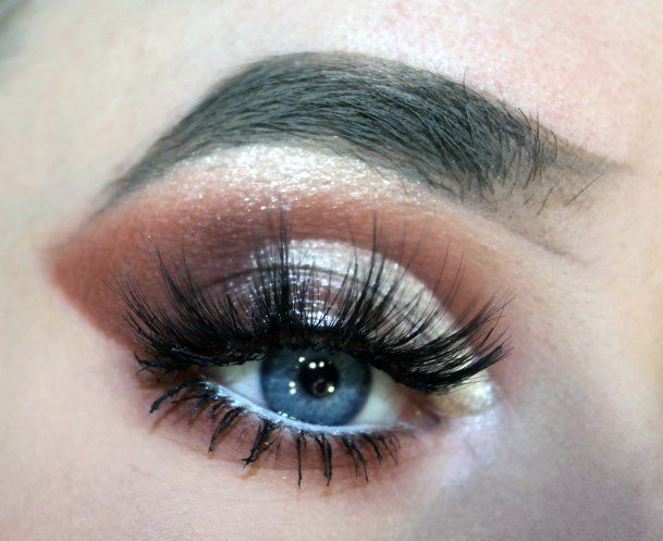 Glittering Nude Eyeshadow Women