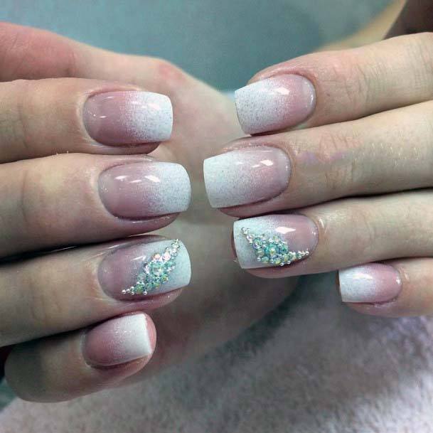 Glittering Ombre Simple Nail Art