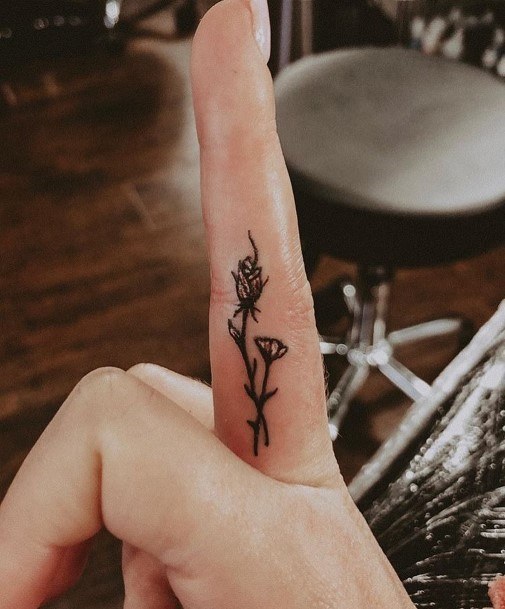 Glittering Rose Gold Tattoo Womens Fingers