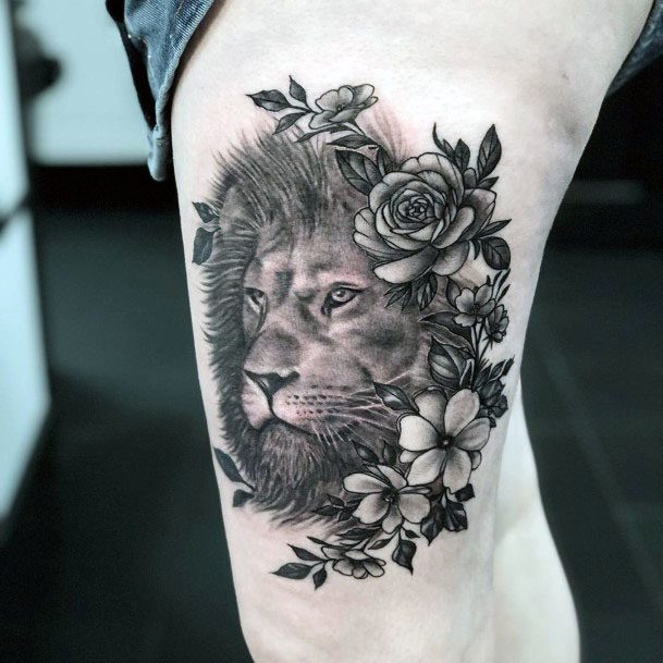 Glorious Lion Tattoo For Women