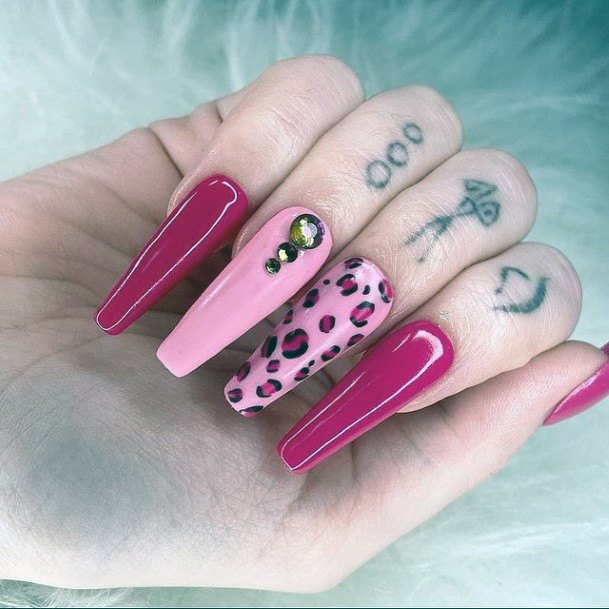 Glorious Pink Leopard Nails Women