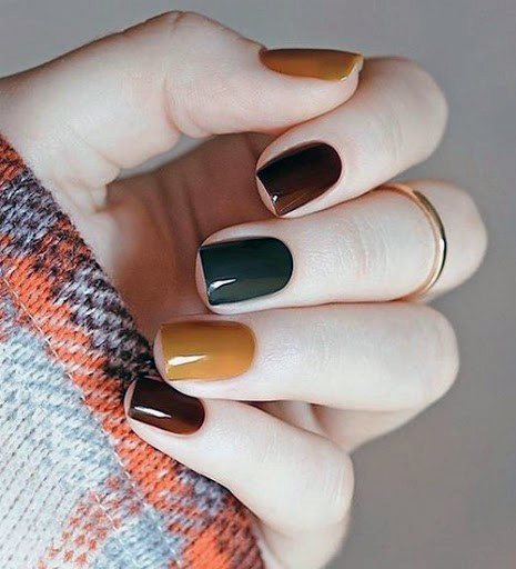 Glossy Autumn Painted Nails Fall Design