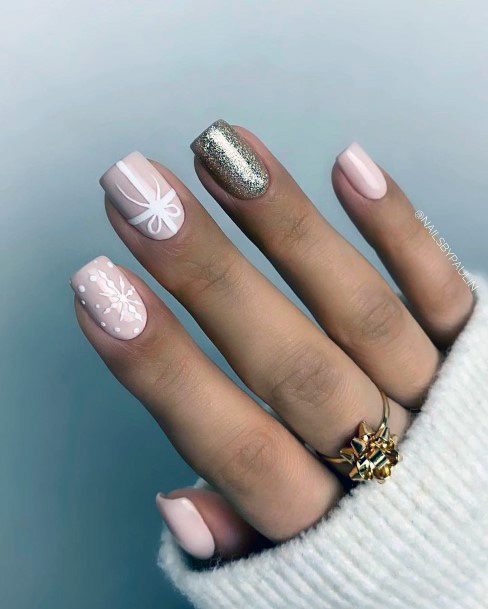 Gold Dress Female Nail Designs