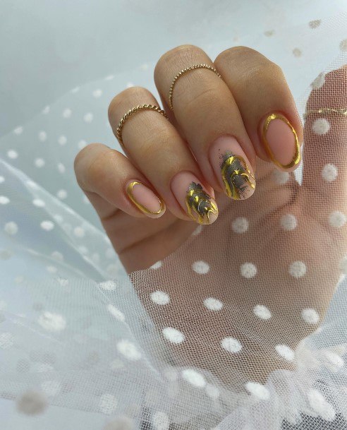 Gold Female Nail Designs