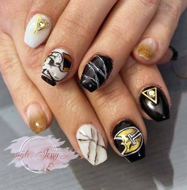 Golden Art Sport Nails Black And White For Women