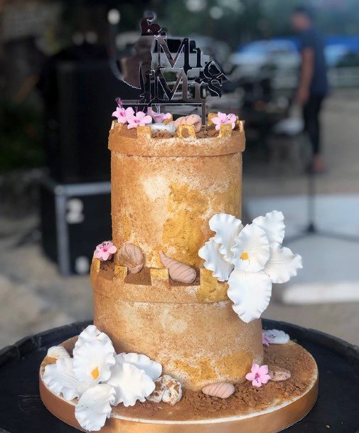 Golden Beach Wedding Cake Women