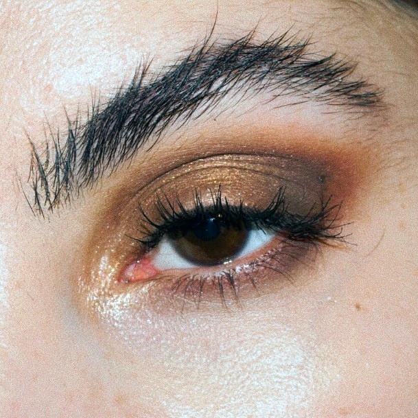 Golden Brown Eyeshadow Ideas Women