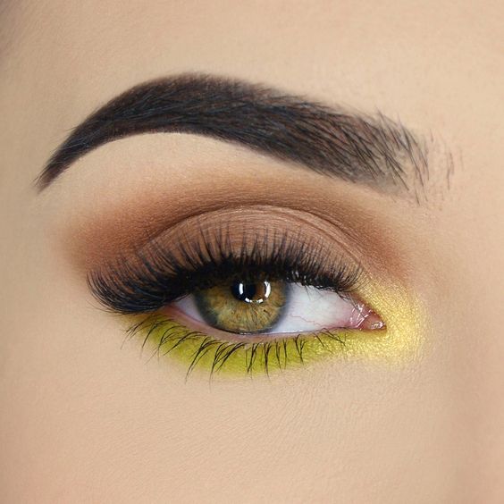 Golden Butter Summer Makeup Looks Eyes Women