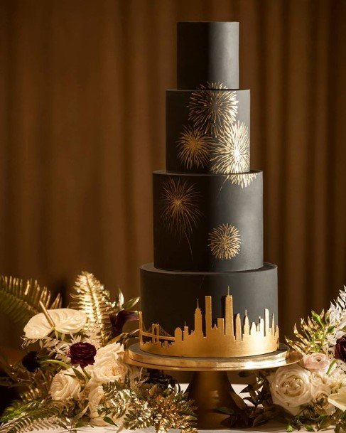 Golden Design Black Wedding Cake