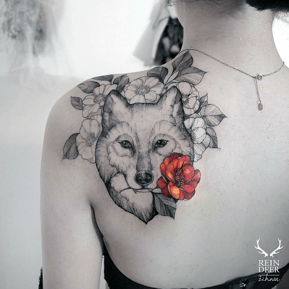 Golden Flower And Wolf Tattoo Womens Back